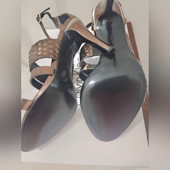 Calvin Klein Mayra Metallic dress sandals. Bronze Size 8. NWT - Picture 8 of 8